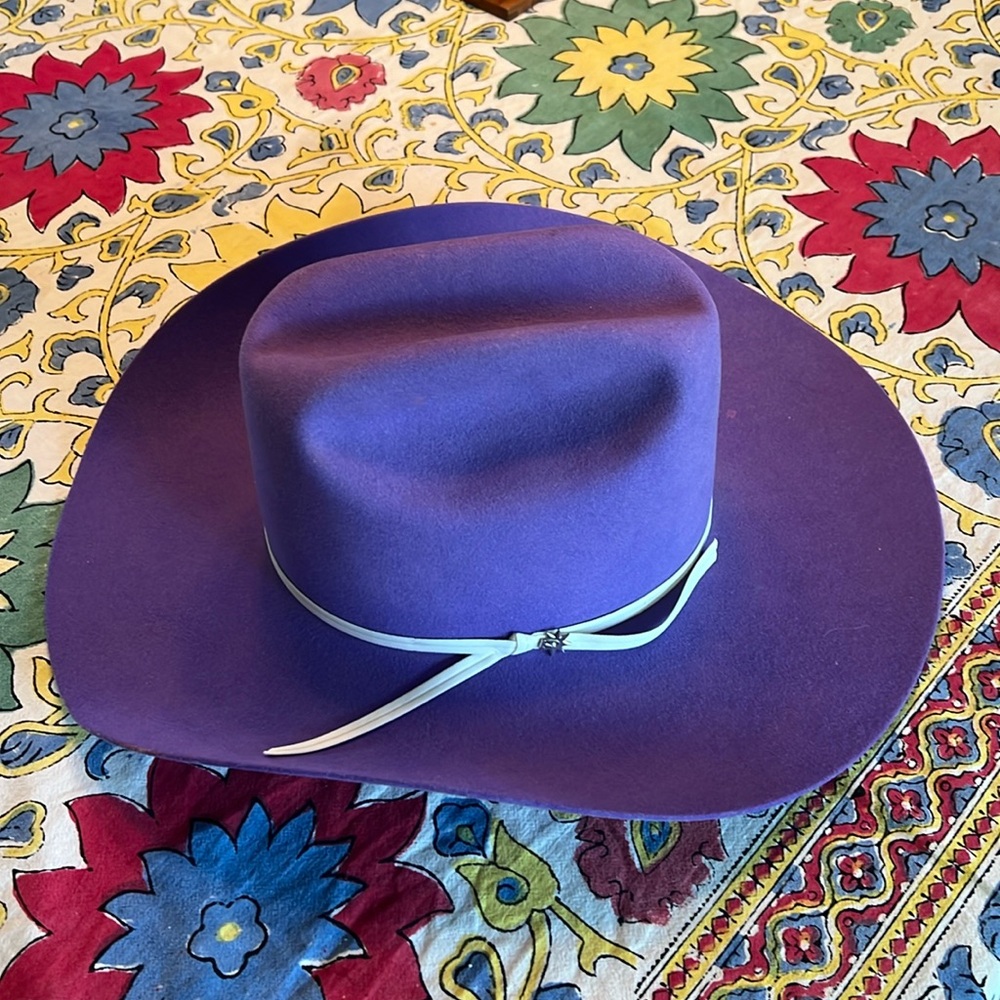 Vintage purple Bailey 2 x Fur Cowboy Hat - a few spots, please see photos